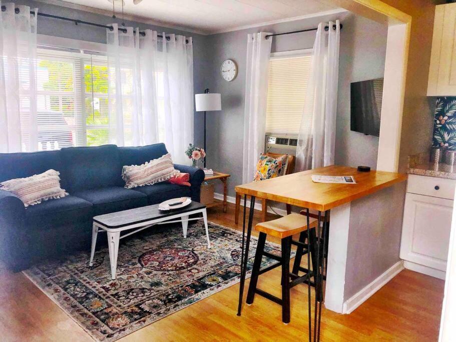 Steps To Beach & Downtown! Cozy Beach Bungalow #1 Lake Worth Beach Exteriör bild